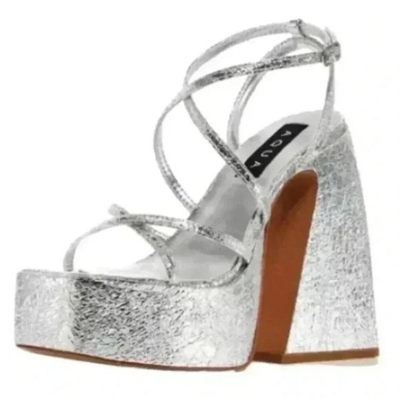 Aqua Chanc Metallic Silver High Heel Platform Sandals Square Toe Strappy NEW 9 - Picture 2 of 11
